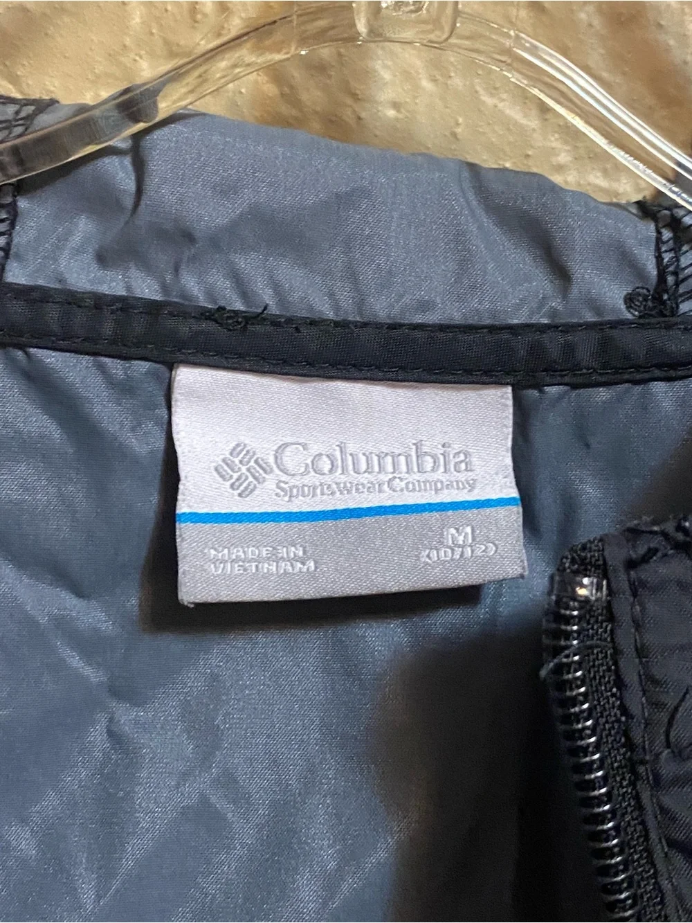Kids Columbia black windbreaker Jacket Sz M